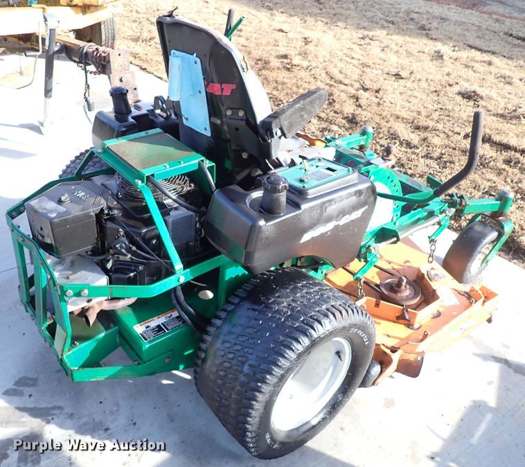 image for item IS9383 (2) ZTR lawn mowers