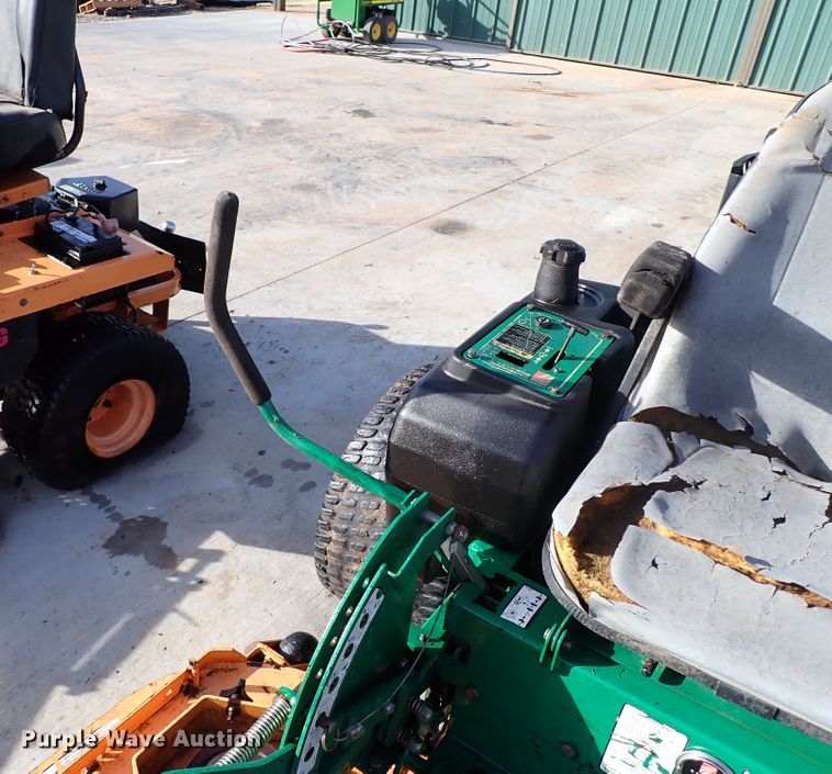 image for item IS9383 (2) ZTR lawn mowers