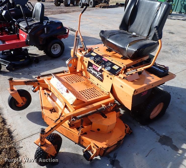 image for item IS9383 (2) ZTR lawn mowers