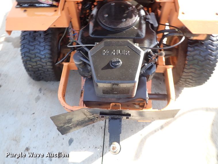 image for item IS9383 (2) ZTR lawn mowers