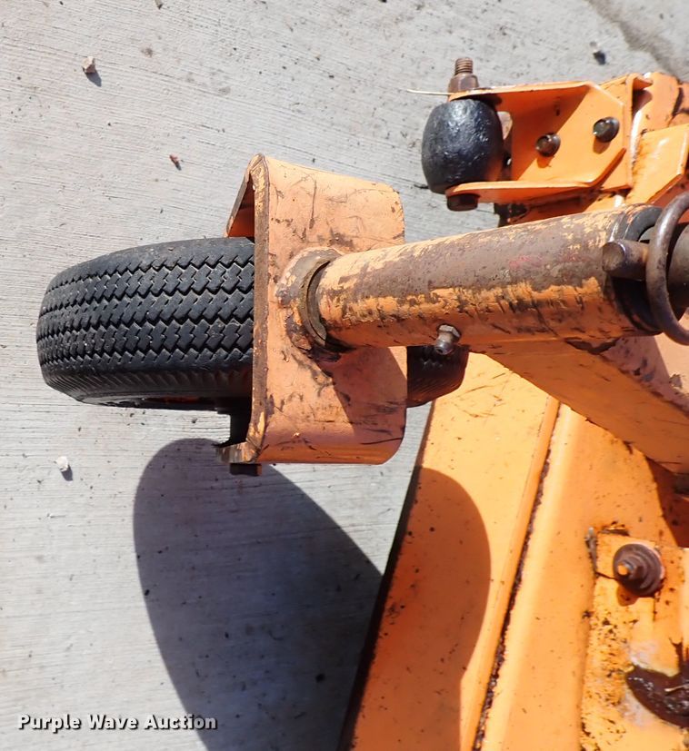 image for item IS9383 (2) ZTR lawn mowers