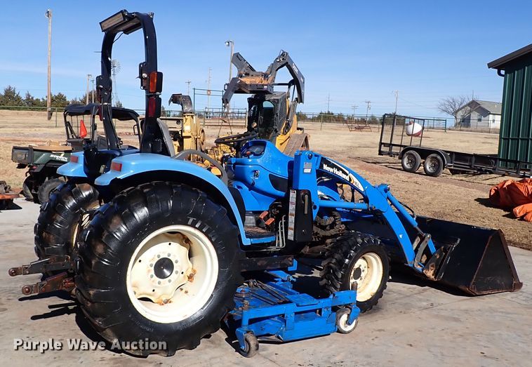 image for item IS9384 New Holland TC40DA  MFWD tractor