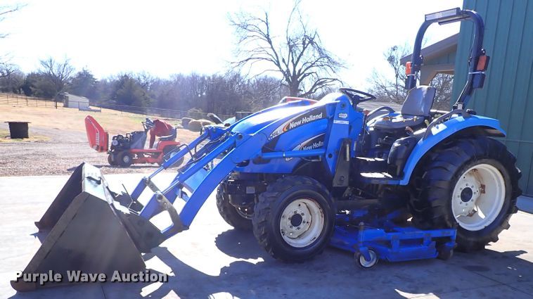 image for item IS9384 New Holland TC40DA  MFWD tractor