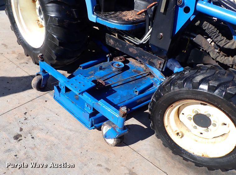 image for item IS9384 New Holland TC40DA  MFWD tractor