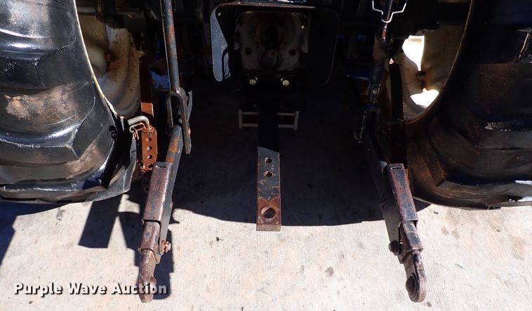 image for item IS9384 New Holland TC40DA  MFWD tractor