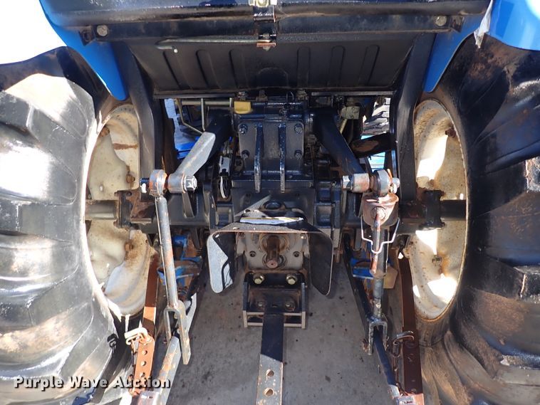 image for item IS9384 New Holland TC40DA  MFWD tractor