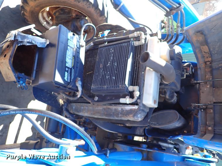 image for item IS9384 New Holland TC40DA  MFWD tractor