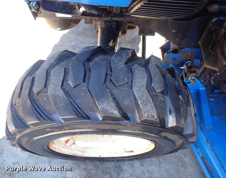 image for item IS9384 New Holland TC40DA  MFWD tractor