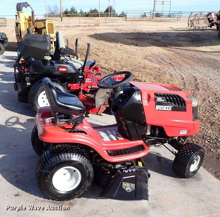 image for item IS9389 (3) lawn mowers