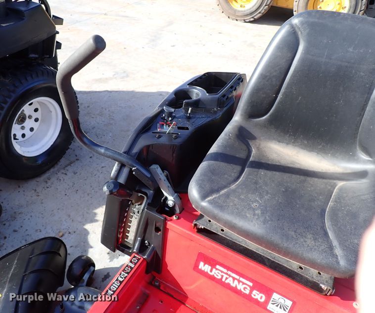 image for item IS9389 (3) lawn mowers