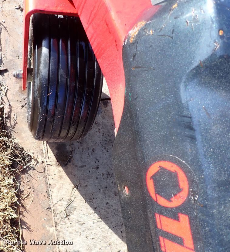 image for item IS9389 (3) lawn mowers