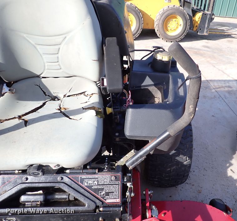 image for item IS9389 (3) lawn mowers