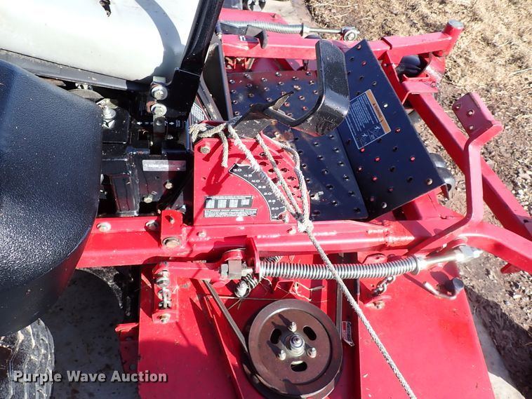 image for item IS9389 (3) lawn mowers