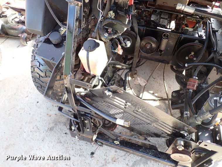 image for item IS9389 (3) lawn mowers