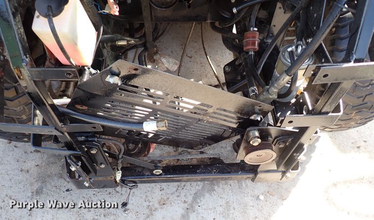 image for item IS9389 (3) lawn mowers