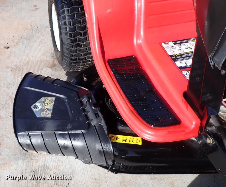 image for item IS9389 (3) lawn mowers