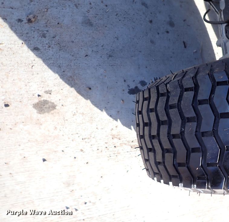 image for item IS9389 (3) lawn mowers