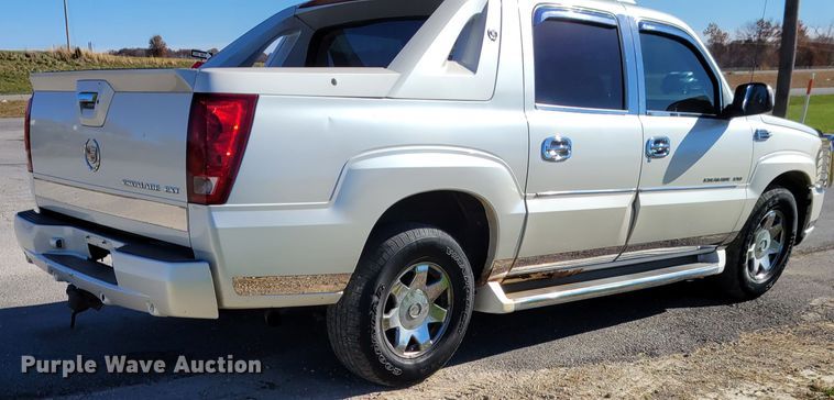image for item IV9599 2004 Cadillac Escalade EXT  Crew Cab pickup truck