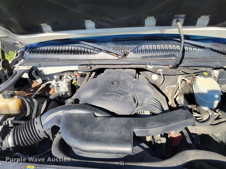 image for item IV9599 2004 Cadillac Escalade EXT  Crew Cab pickup truck