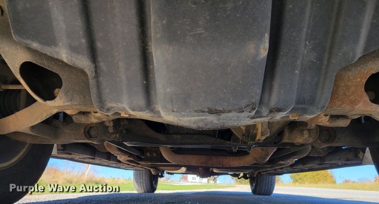 image for item IV9599 2004 Cadillac Escalade EXT  Crew Cab pickup truck