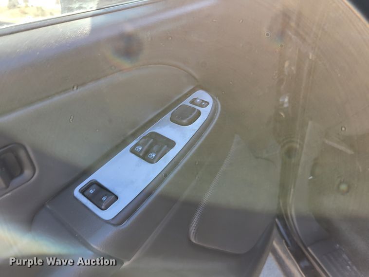 image for item IV9610 2005 Chevrolet Silverado 1500  Ext. Cab pickup truck