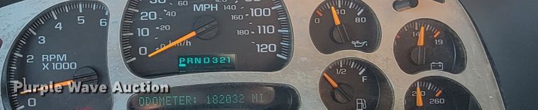 image for item IV9610 2005 Chevrolet Silverado 1500  Ext. Cab pickup truck