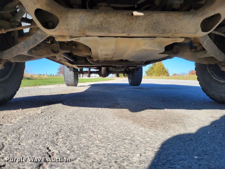 image for item IV9610 2005 Chevrolet Silverado 1500  Ext. Cab pickup truck