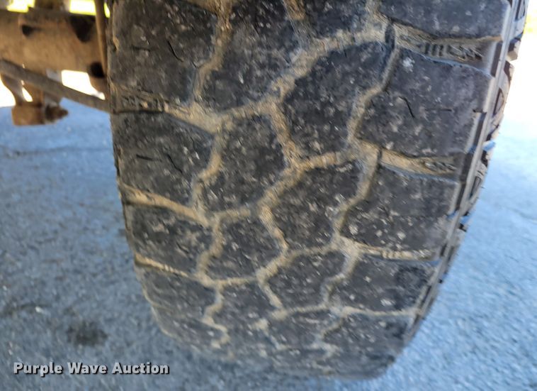 image for item IV9610 2005 Chevrolet Silverado 1500  Ext. Cab pickup truck