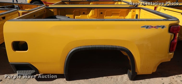 image for item IY9033 2021 Chevrolet Silverado  pickup truck bed