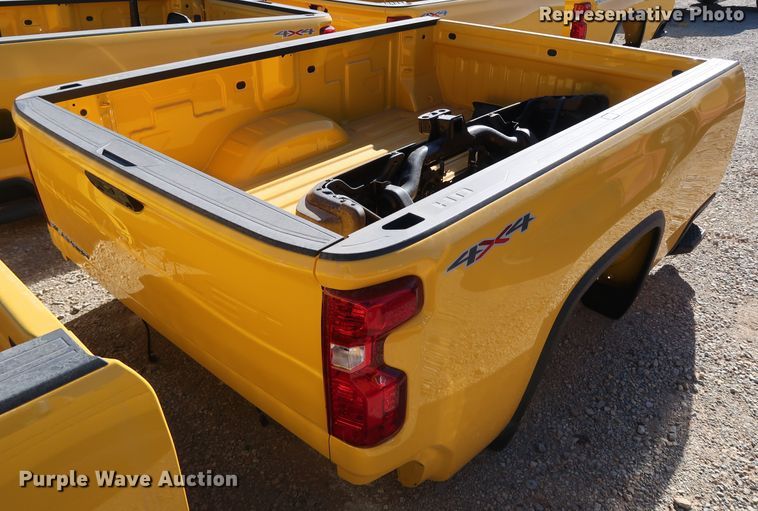image for item IY9034 2021 Chevrolet Silverado  pickup truck bed
