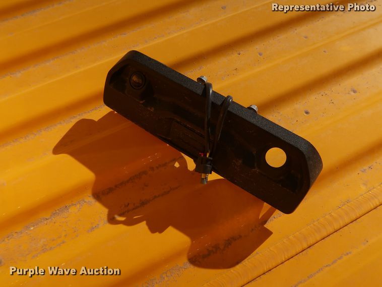 image for item IY9034 2021 Chevrolet Silverado  pickup truck bed