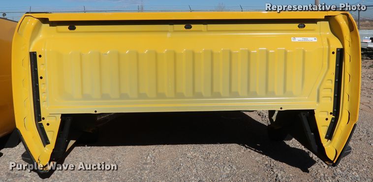 image for item IY9035 2021 Chevrolet Silverado  pickup truck bed