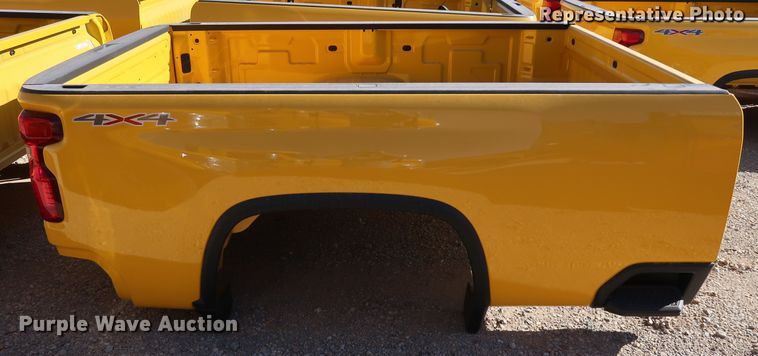 image for item IY9037 2021 Chevrolet Silverado  pickup truck bed