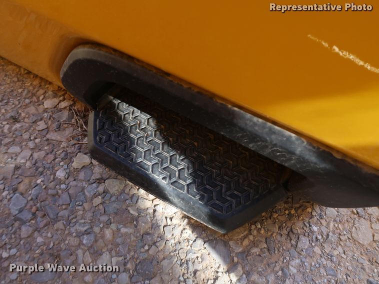 image for item IY9042 2021 Chevrolet Silverado  pickup truck bed