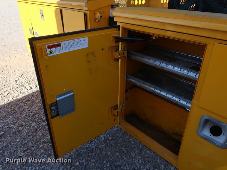 image for item IY9047 Reading  utility bed