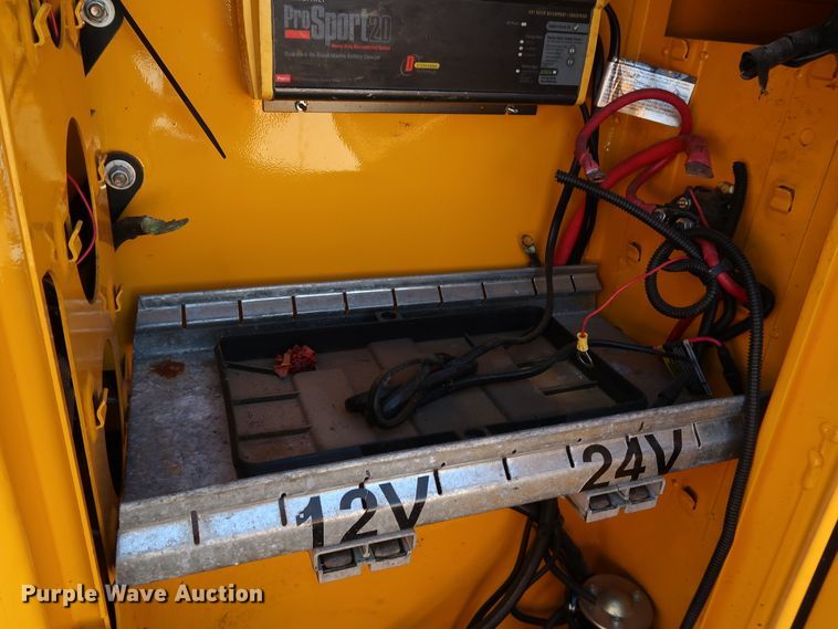 image for item IY9047 Reading  utility bed