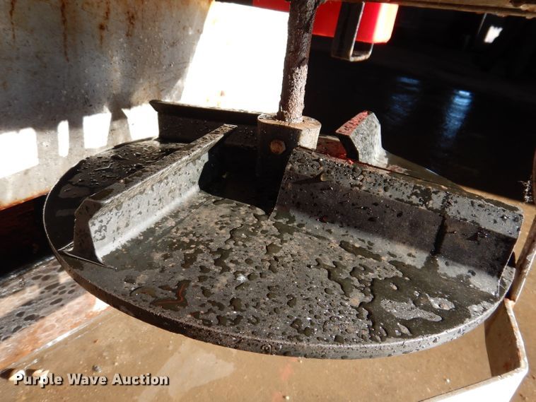 image for item JH9900 2002 Western Tornado  poly spreader