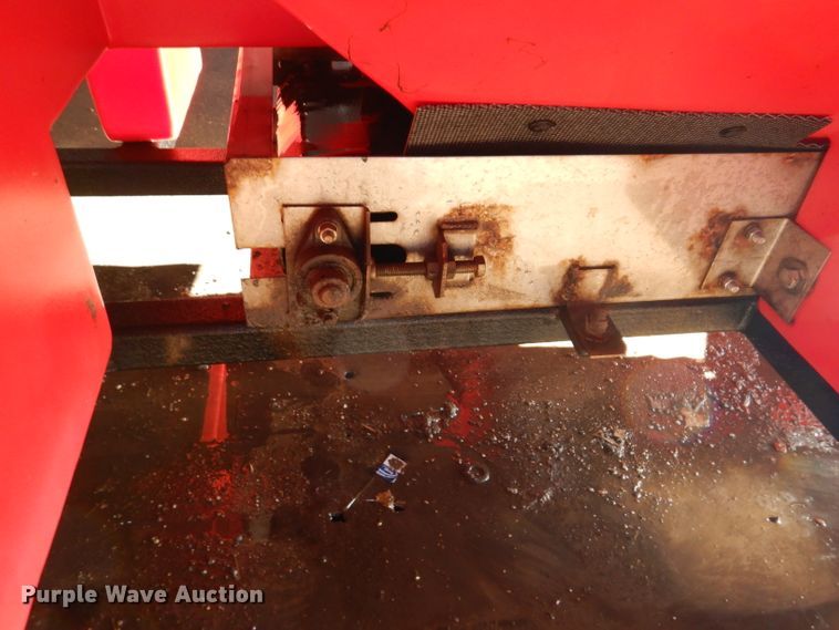 image for item JH9900 2002 Western Tornado  poly spreader