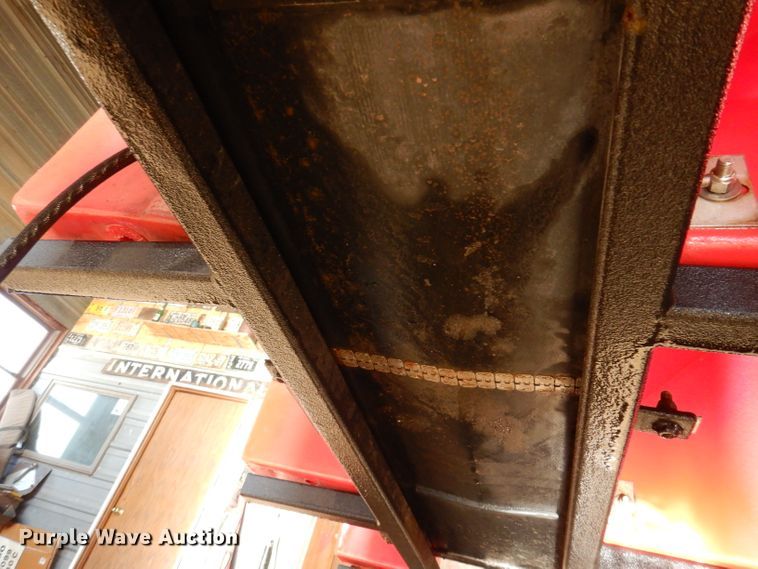 image for item JH9900 2002 Western Tornado  poly spreader