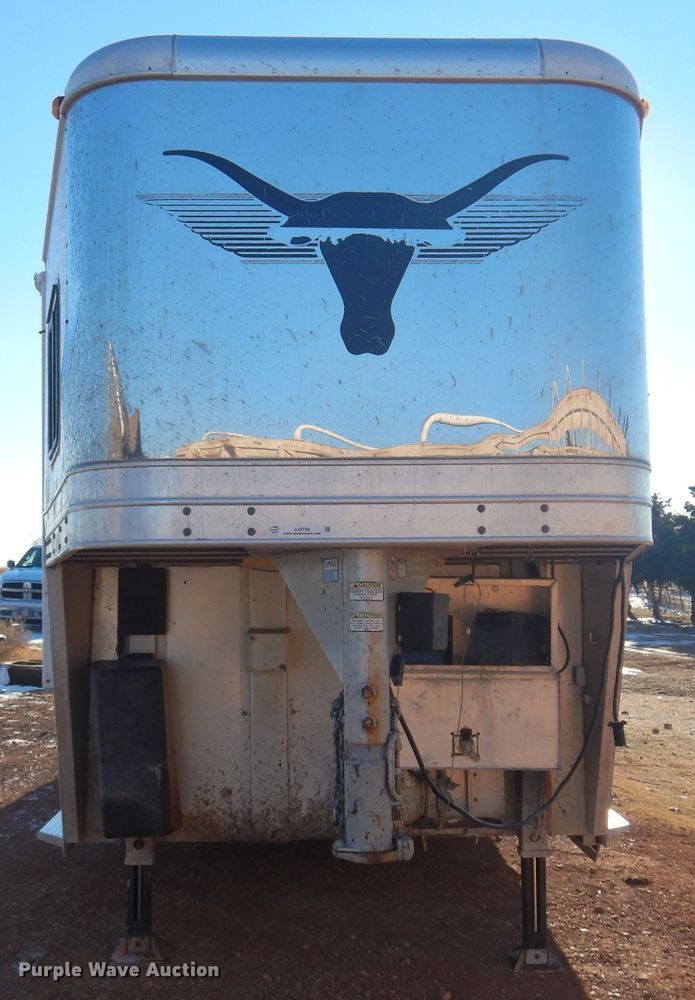 image for item JJ9734 2004 Kiefer Built Genesis X-480  livestock trailer