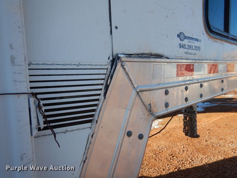 image for item JJ9734 2004 Kiefer Built Genesis X-480  livestock trailer