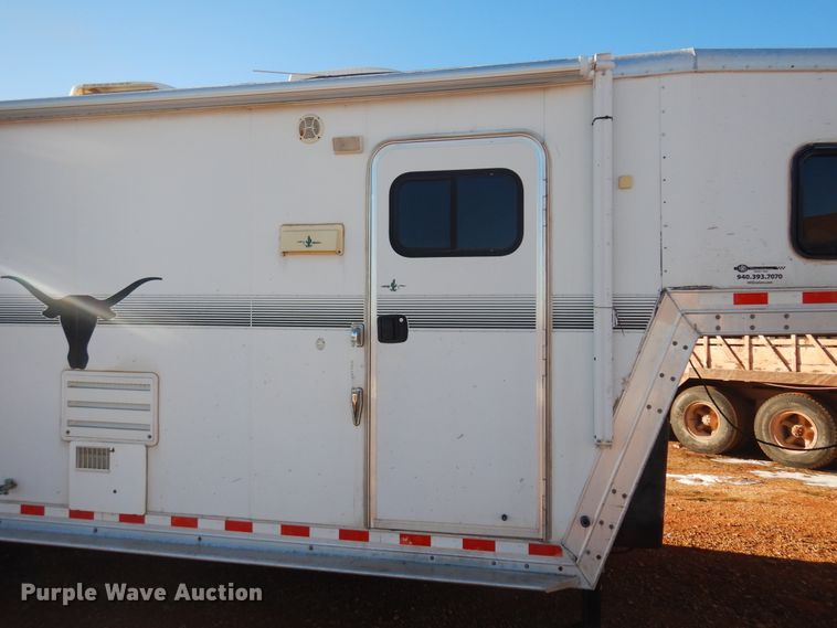 image for item JJ9734 2004 Kiefer Built Genesis X-480  livestock trailer