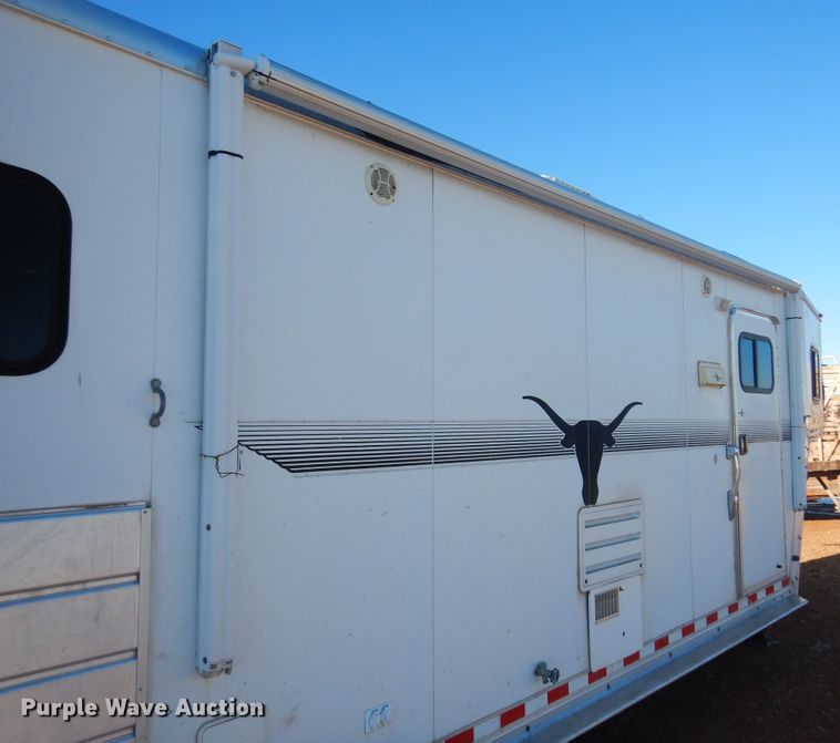 image for item JJ9734 2004 Kiefer Built Genesis X-480  livestock trailer