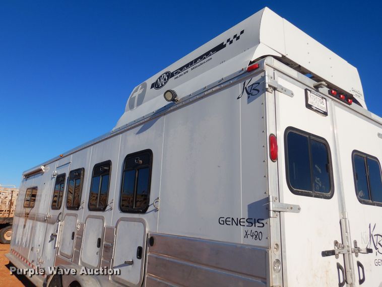 image for item JJ9734 2004 Kiefer Built Genesis X-480  livestock trailer