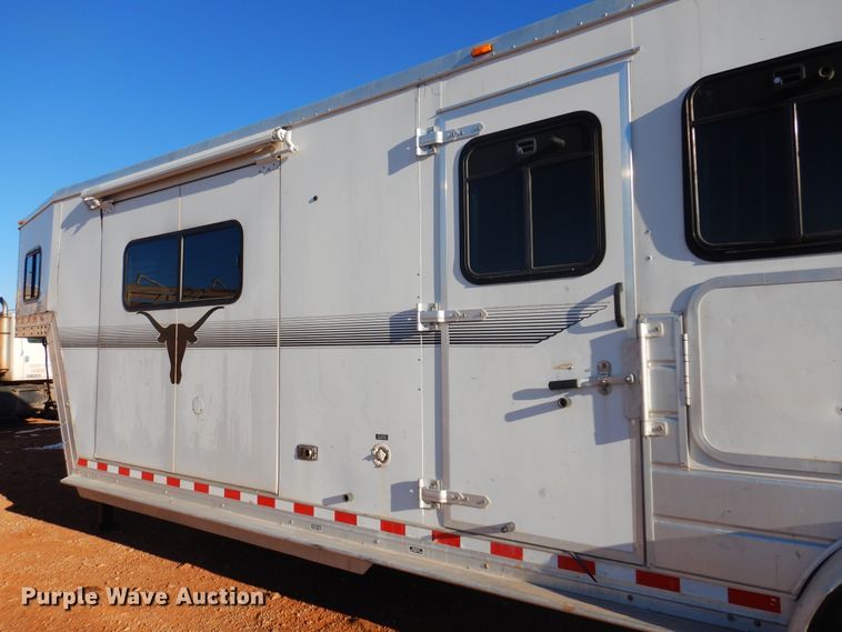 image for item JJ9734 2004 Kiefer Built Genesis X-480  livestock trailer