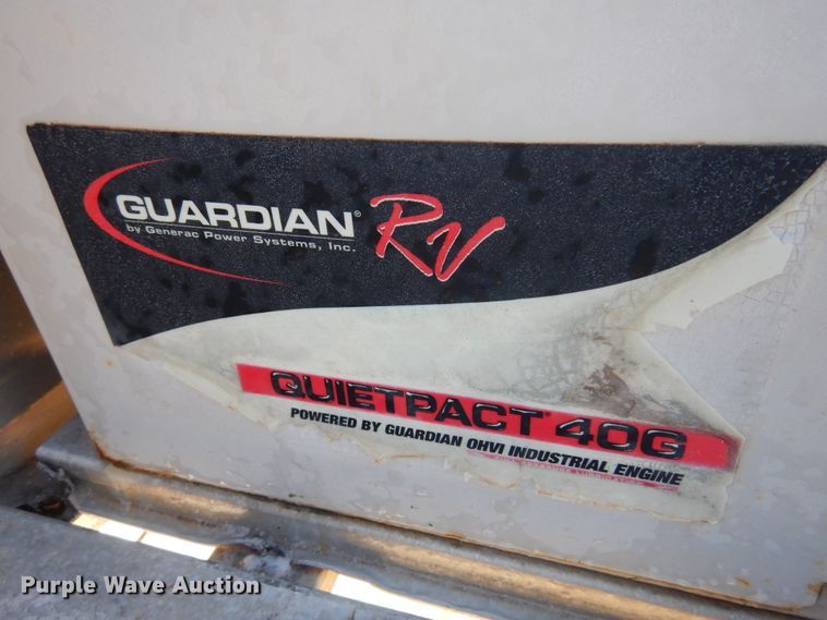 image for item JJ9734 2004 Kiefer Built Genesis X-480  livestock trailer