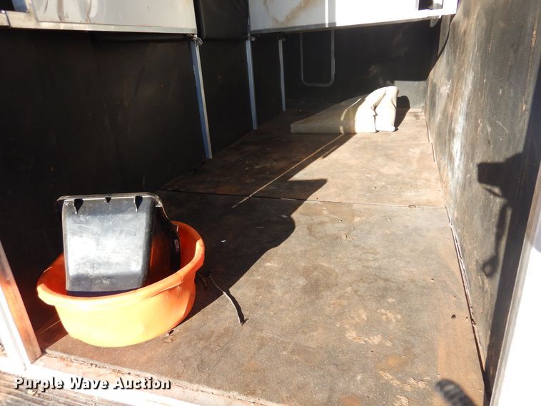 image for item JJ9734 2004 Kiefer Built Genesis X-480  livestock trailer