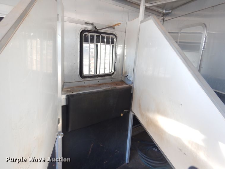 image for item JJ9734 2004 Kiefer Built Genesis X-480  livestock trailer