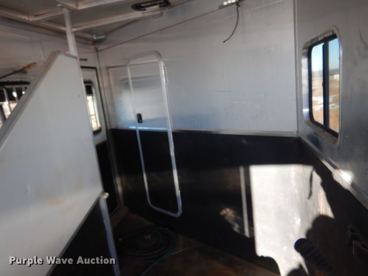 image for item JJ9734 2004 Kiefer Built Genesis X-480  livestock trailer