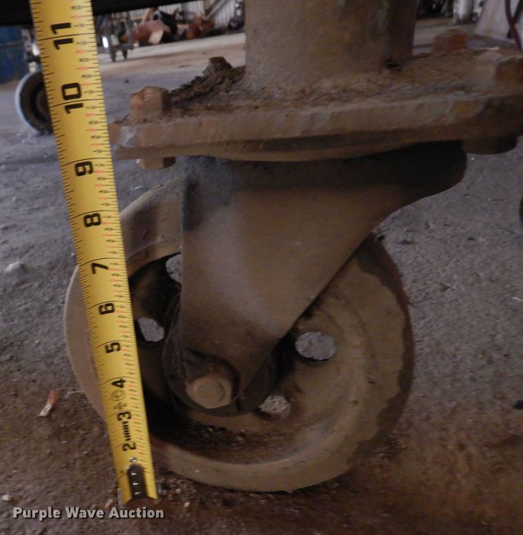 image for item JJ9765 Table